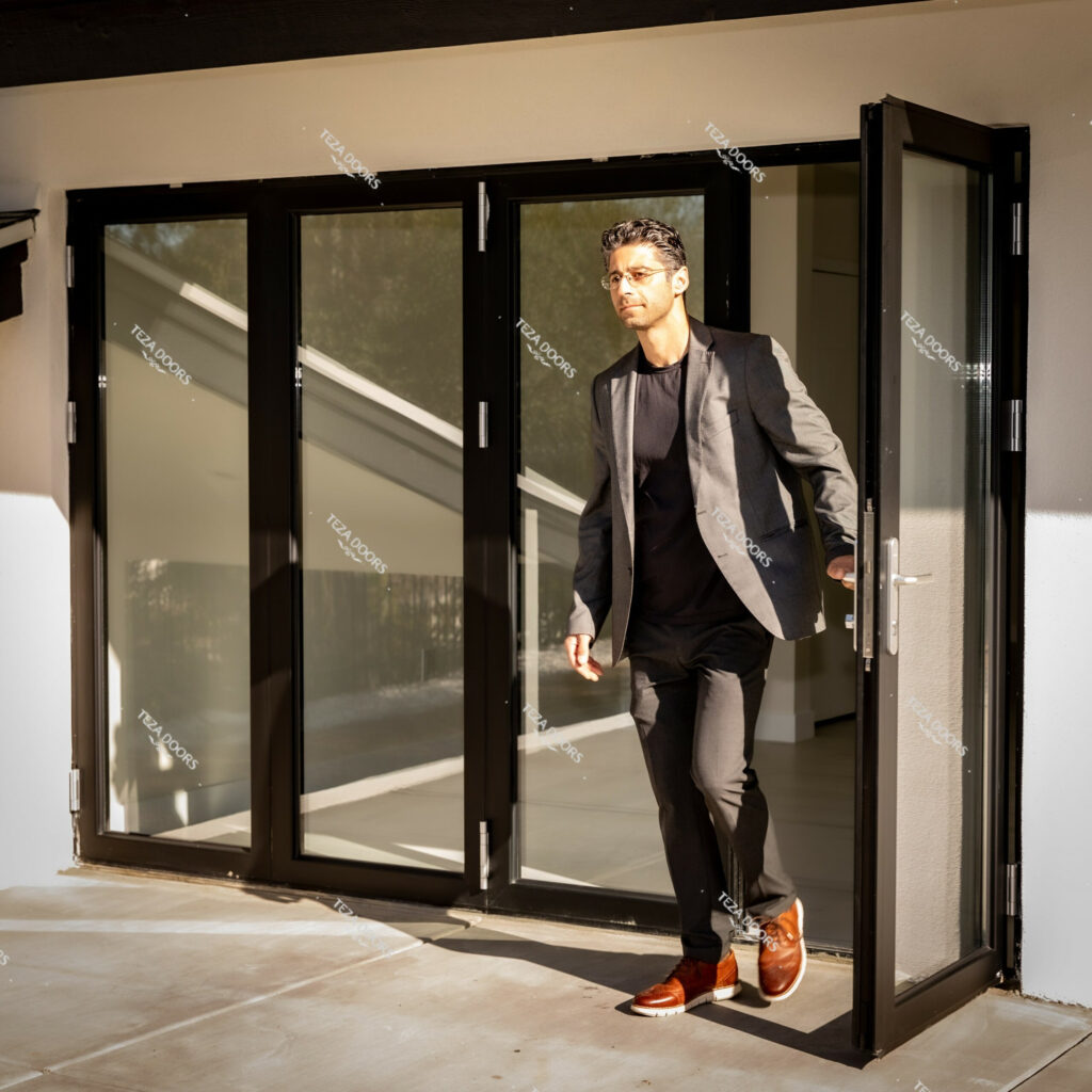 TEZA 75 SERIES LUXURY BIFOLD DOOR