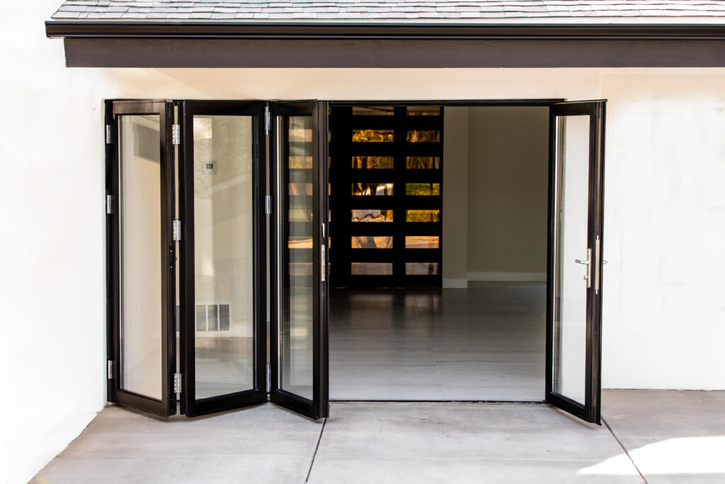 TEZA 75 SERIES ALUMINUM BIFOLD DOORS