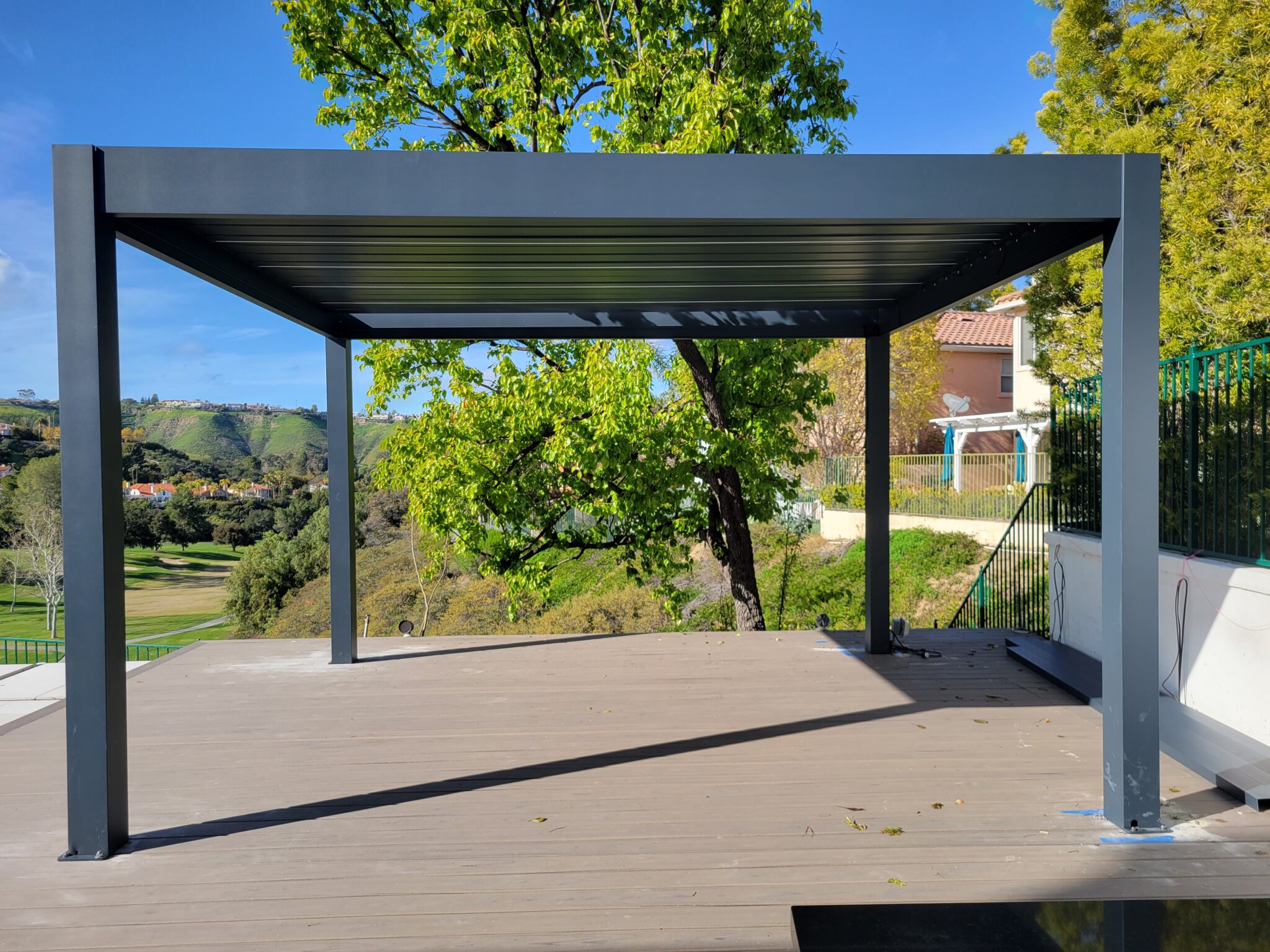 Teza Custom Pergola