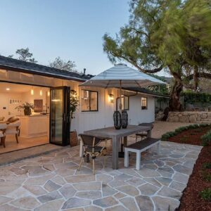 Teza 65 Series - Bifold Door - Clearance - Image 1