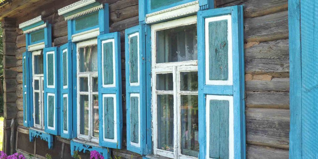 Pros and Cons of Wooden Windows