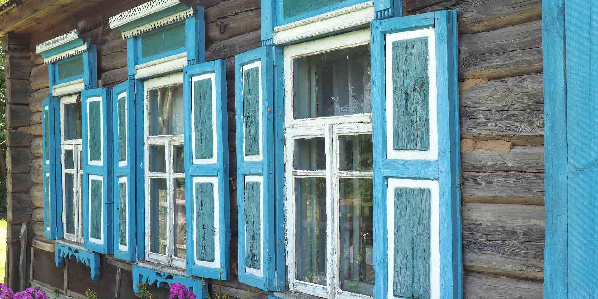 Pros and Cons of Wooden Windows