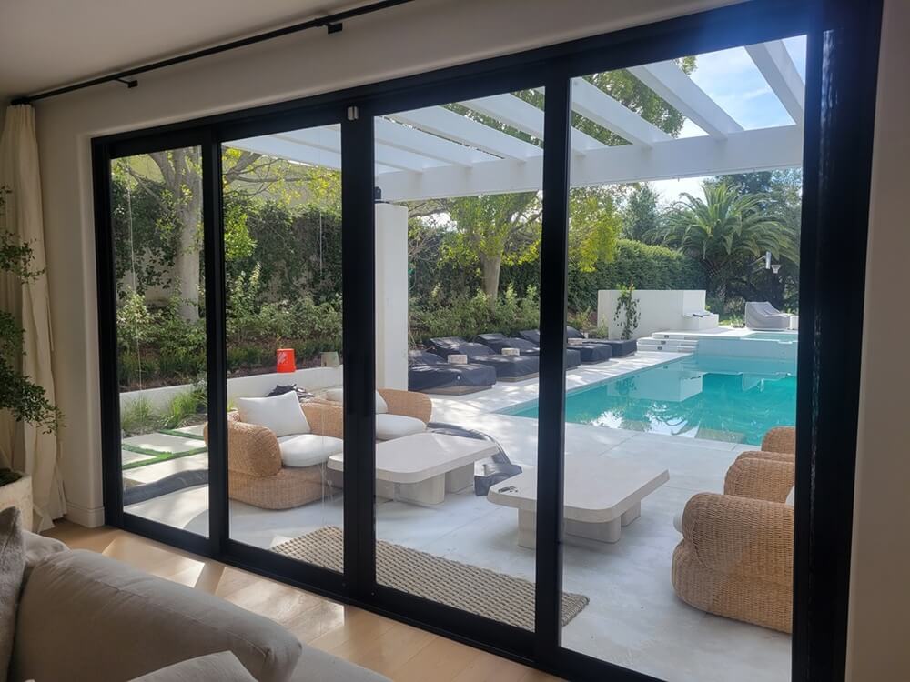 Sliding Doors - California