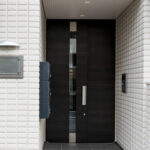 Type of entry door