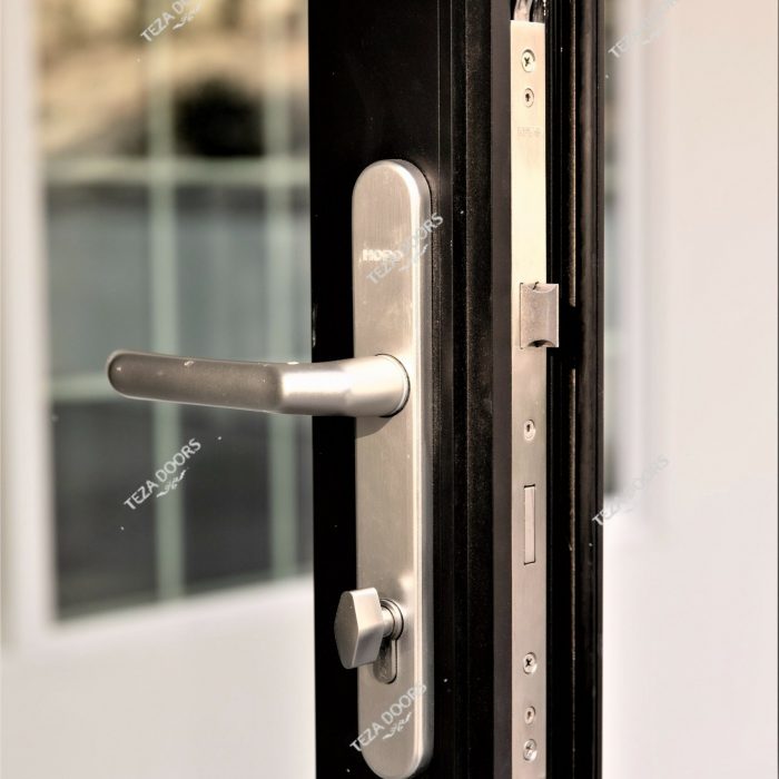 TEZA 75 SERIES BIFOLD DOOR HANDLE