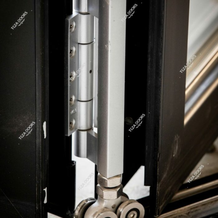 Teza 75 series details (3)